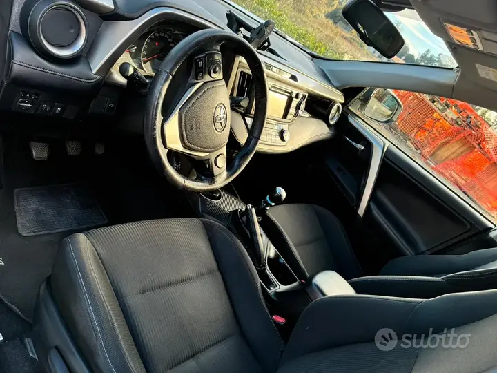 Toyota Rav4 2013 photo 4