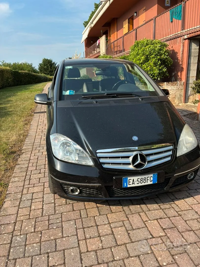 Mercedes-Benz Cla 2009 photo 2