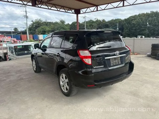 Toyota Vanguard 2010 photo 3