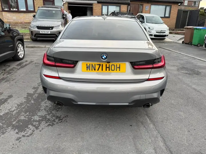 BMW 3 Series 2021 photo 5
