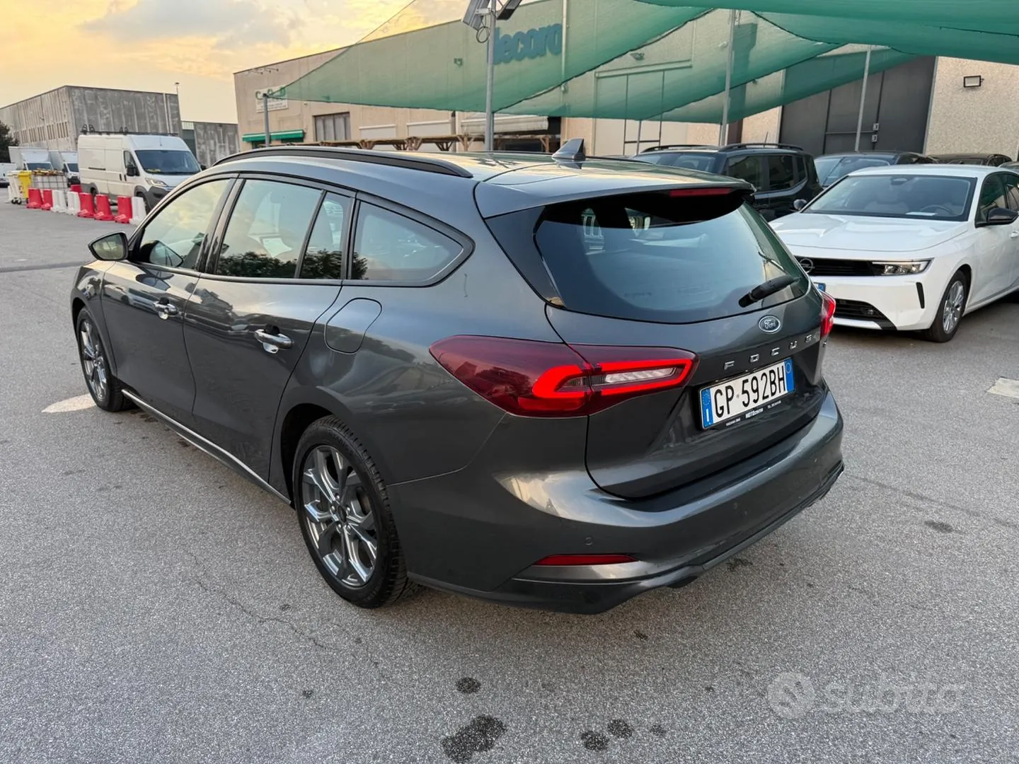 Ford Focus 2023 photo 3