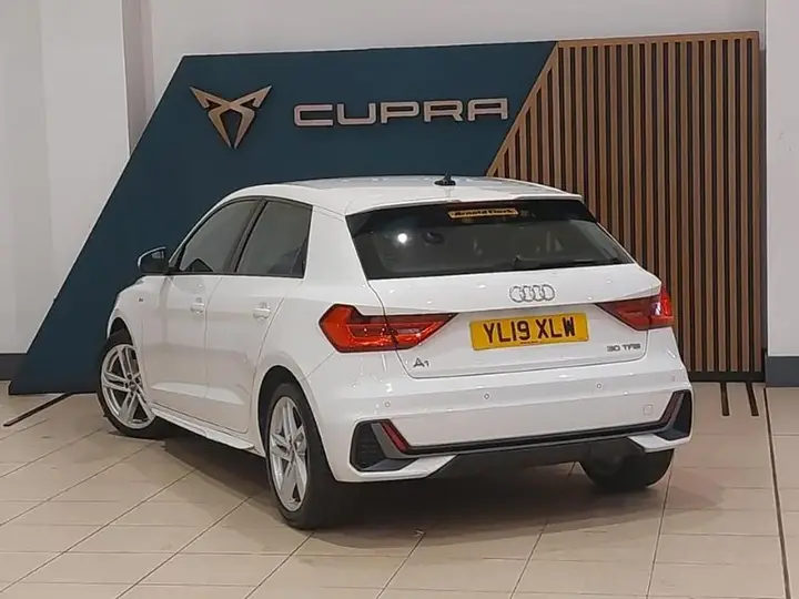 Audi A1 2019 photo 2