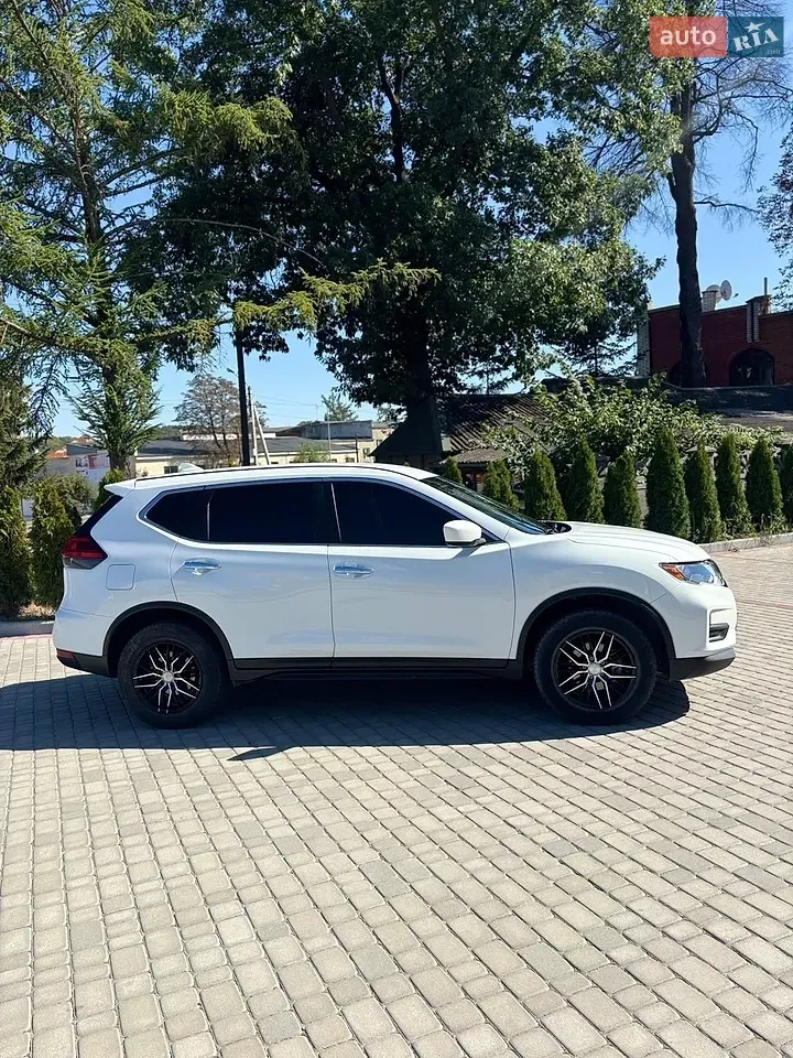 Nissan Rogue 2017 photo 3