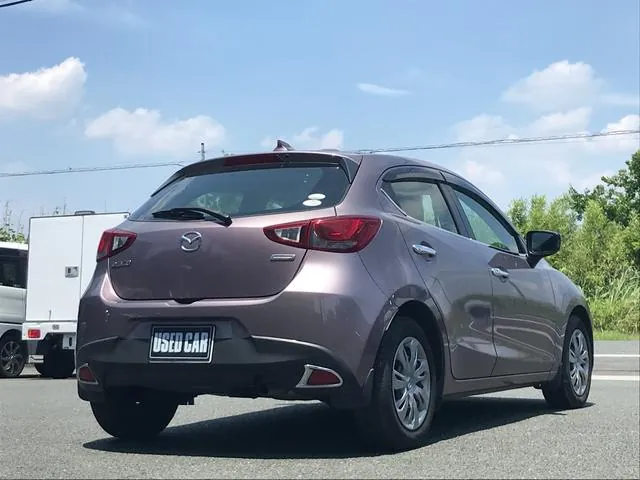 Mazda Demio 2014 photo 4
