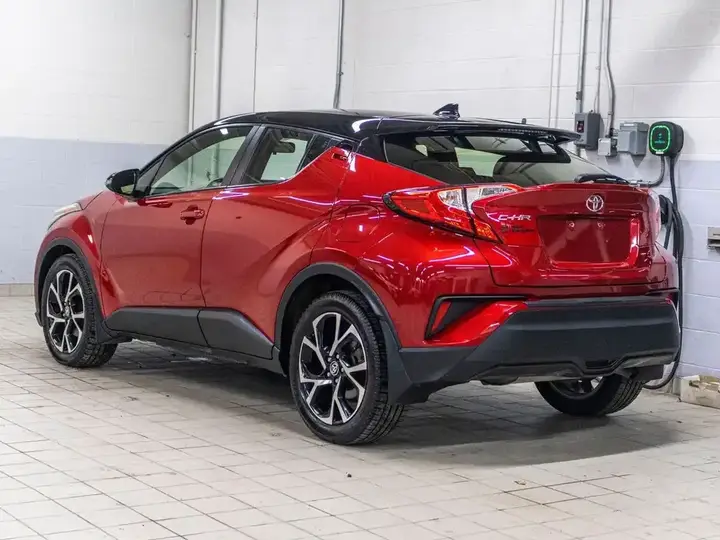 Toyota C-Hr 2020 photo 4