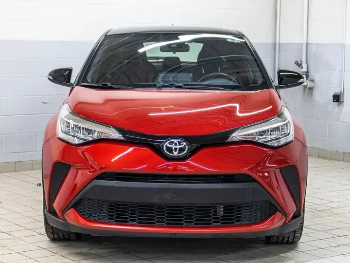 Toyota C-Hr 2020 photo 2