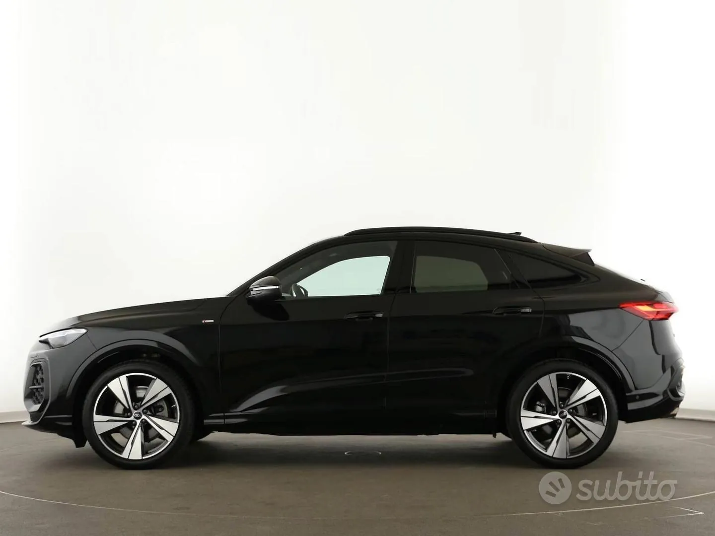 Audi Q5 2025 photo 2