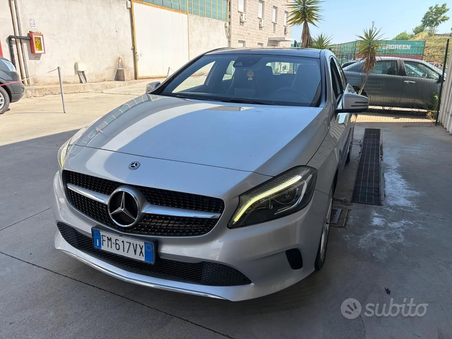 Mercedes-Benz A 180