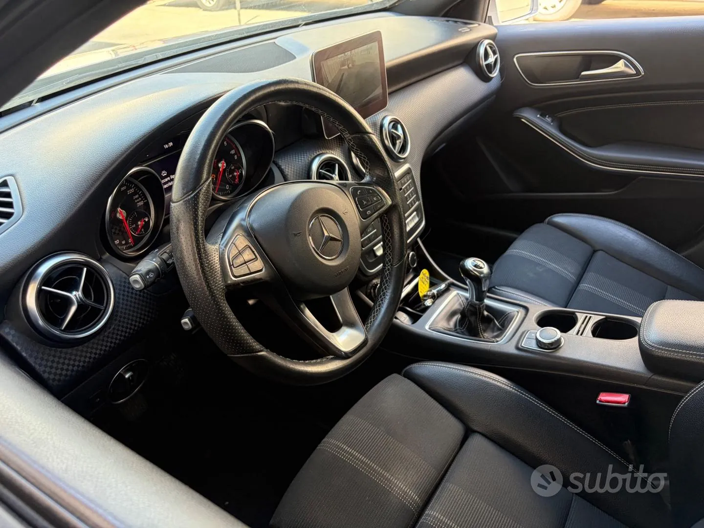 Mercedes-Benz A 180 2019 photo 4