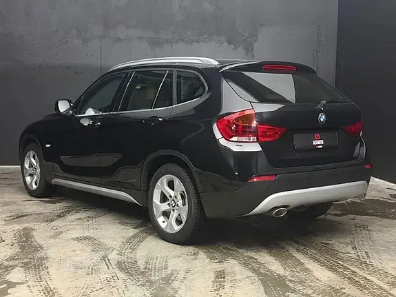 BMW X1 2011 photo 4