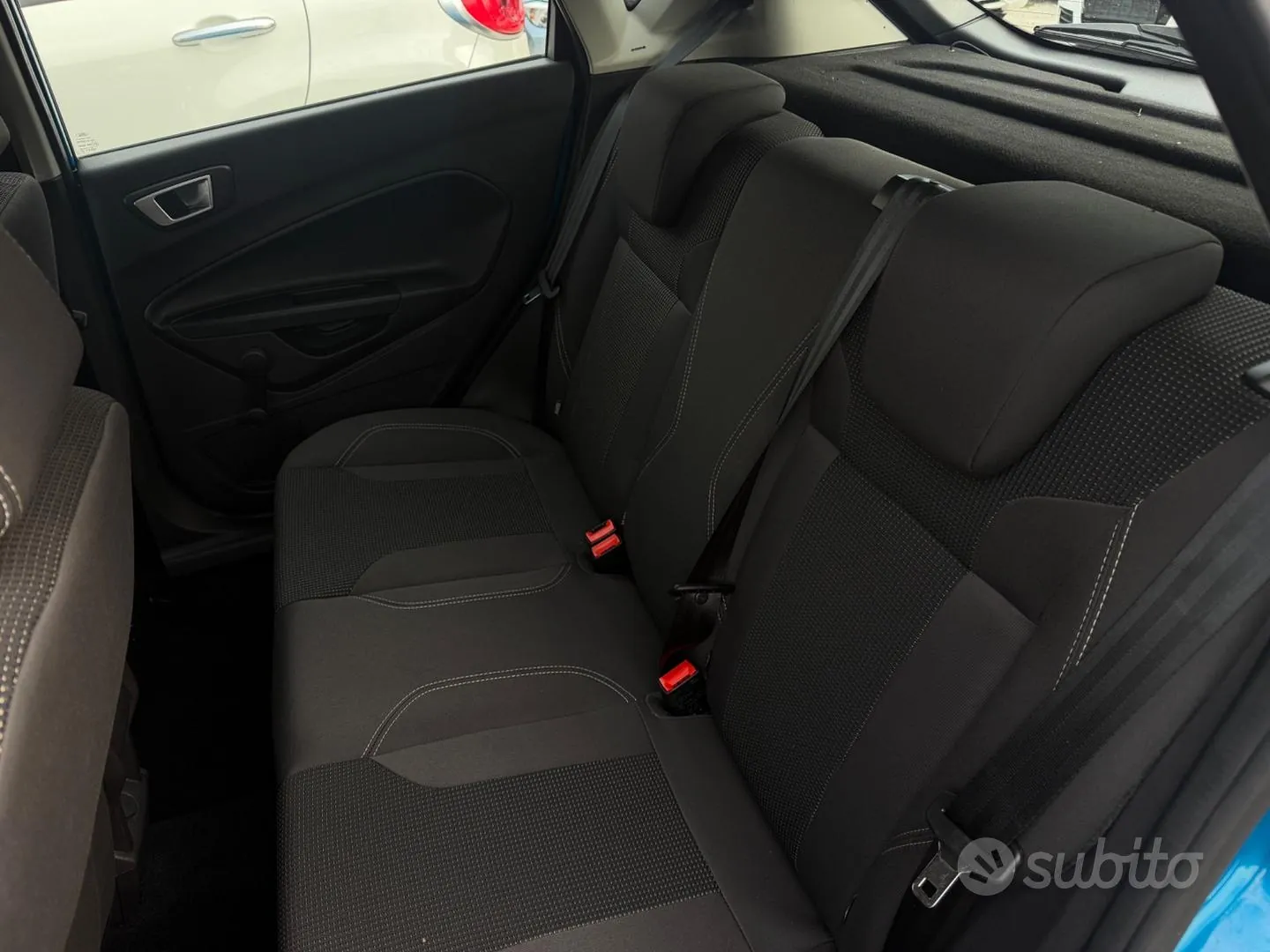 Ford Fiesta 2016 photo 3