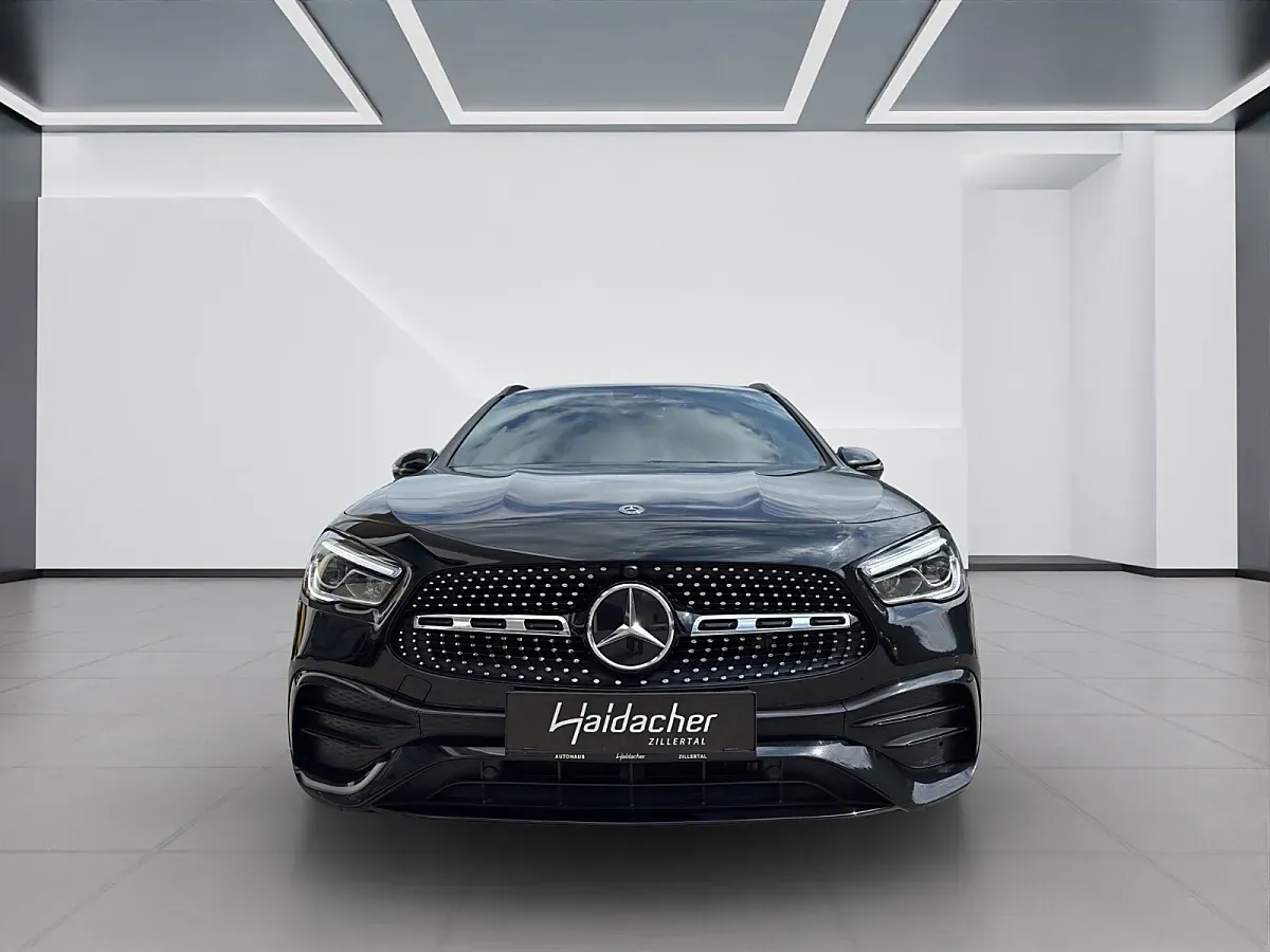 Mercedes-Benz Gla Class 2020 photo 3