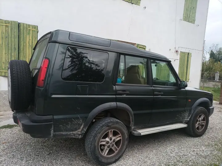 Land Rover Discovery 2003 photo 4