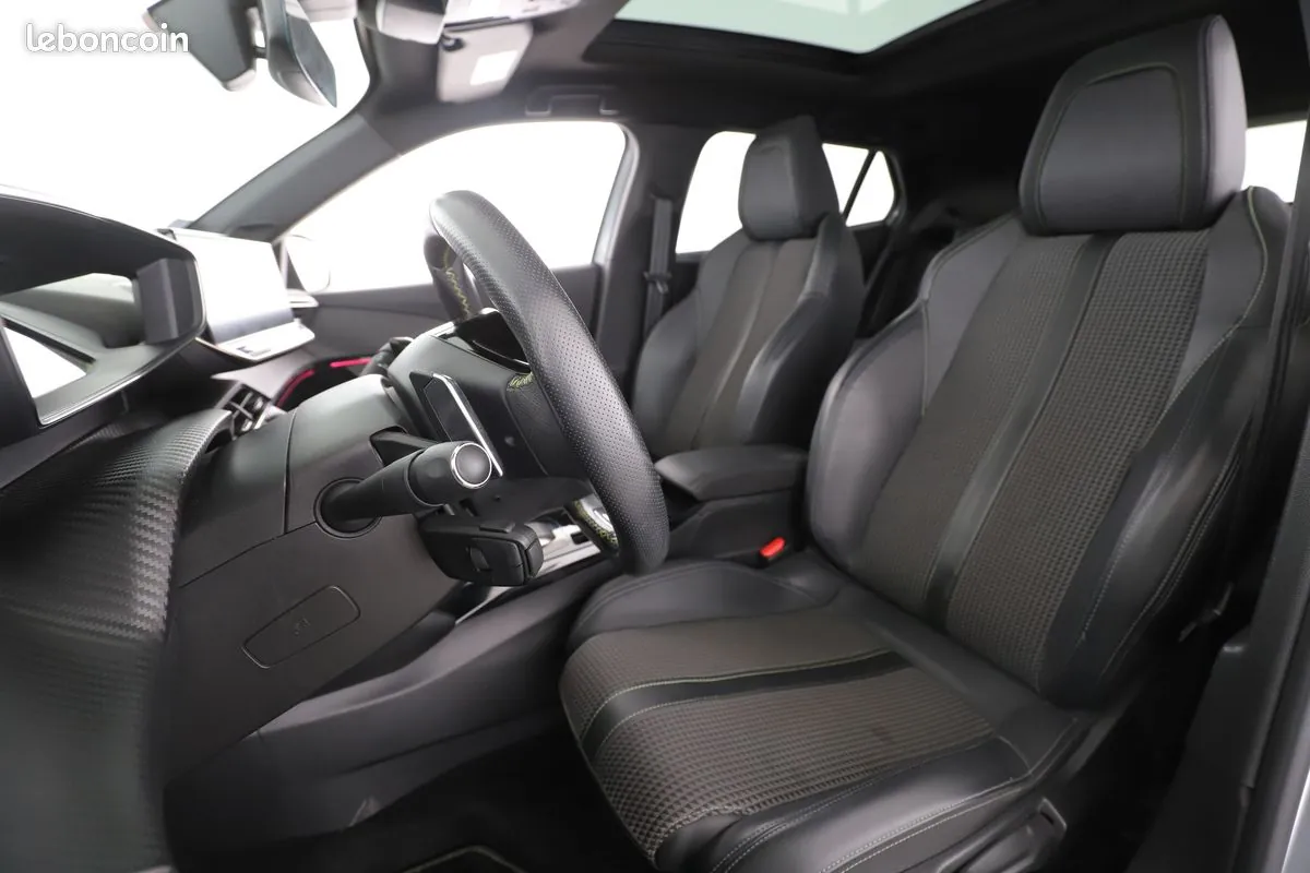 Peugeot 2008 2022 photo 5