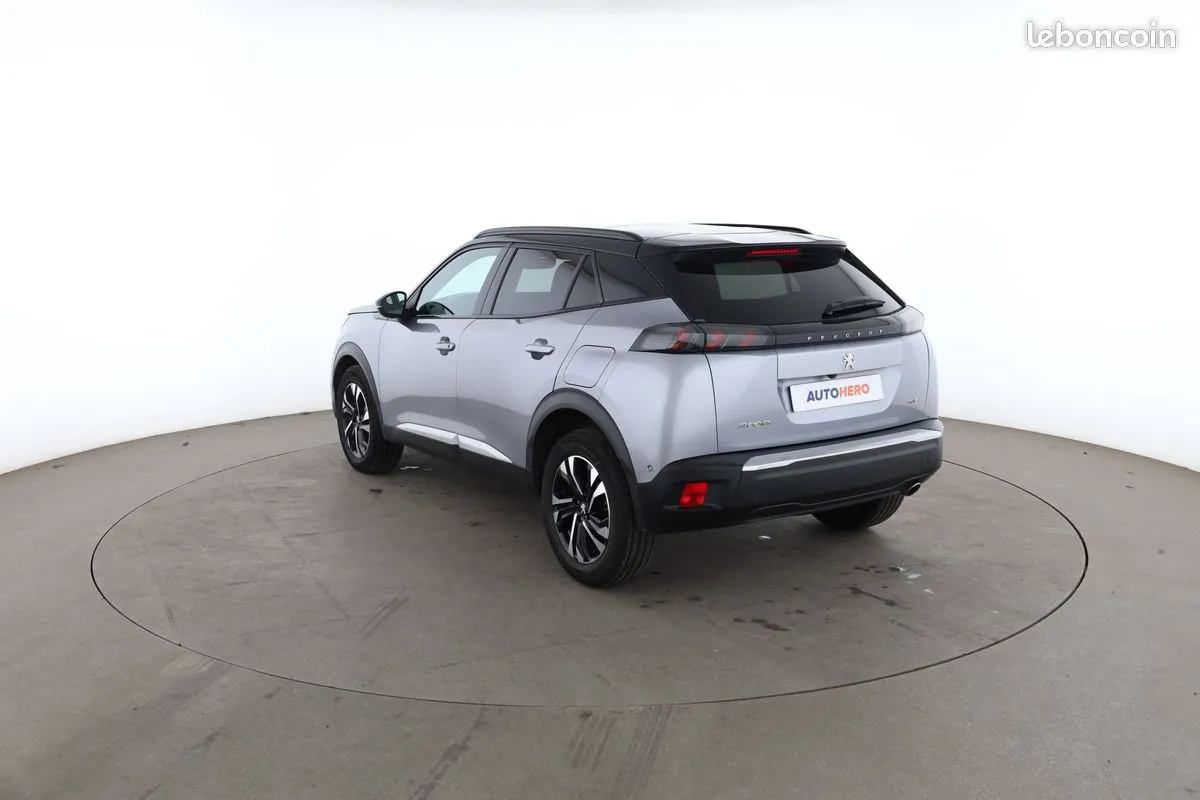 Peugeot 2008 2022 photo 2