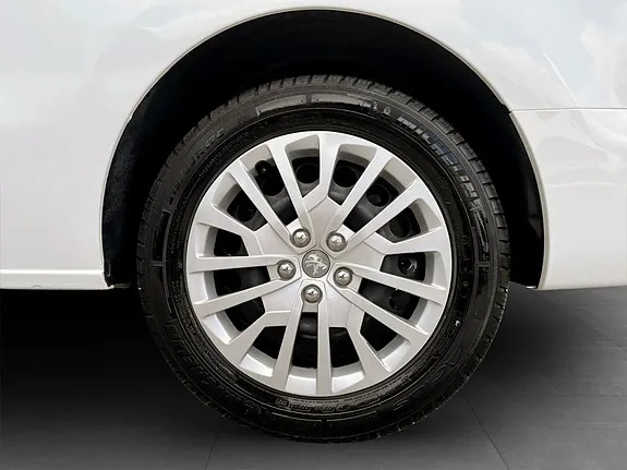 Peugeot Traveller 2022 photo 5