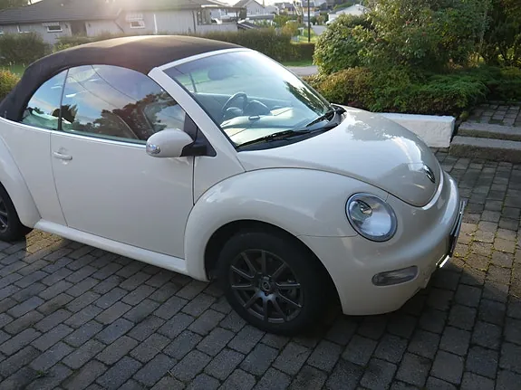 Volkswagen New Beetle 2004 photo 4