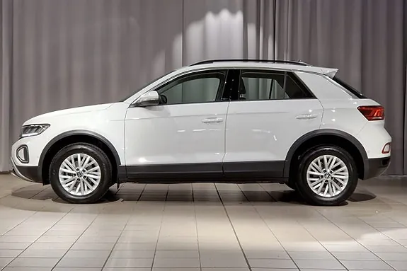 Volkswagen T-Roc 2023 photo 2