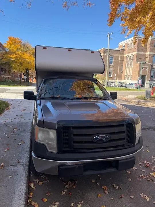 Ford F-150 2011 photo 2
