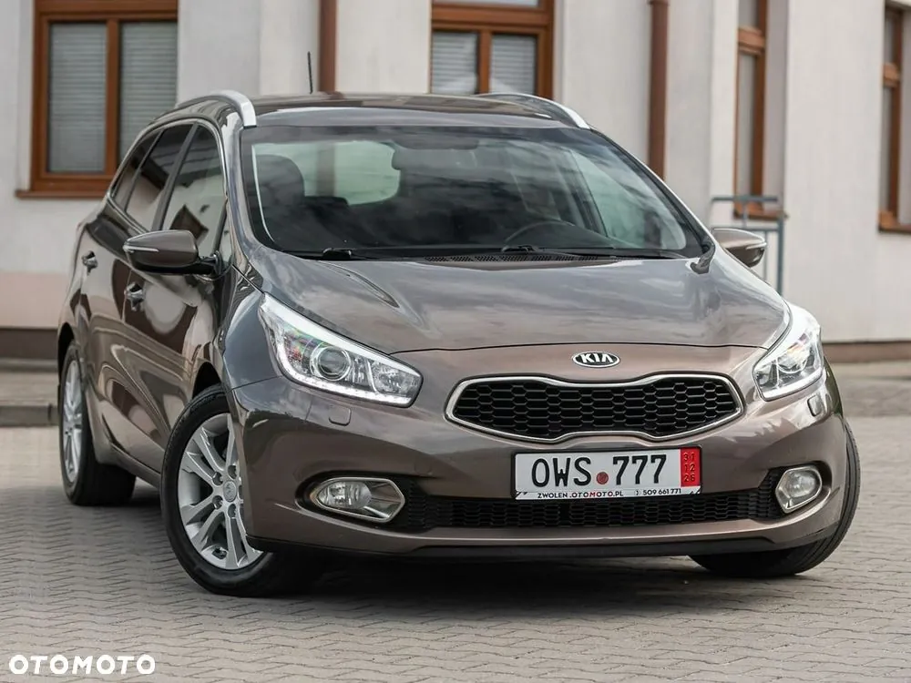 Kia Ceed 2015 photo 4