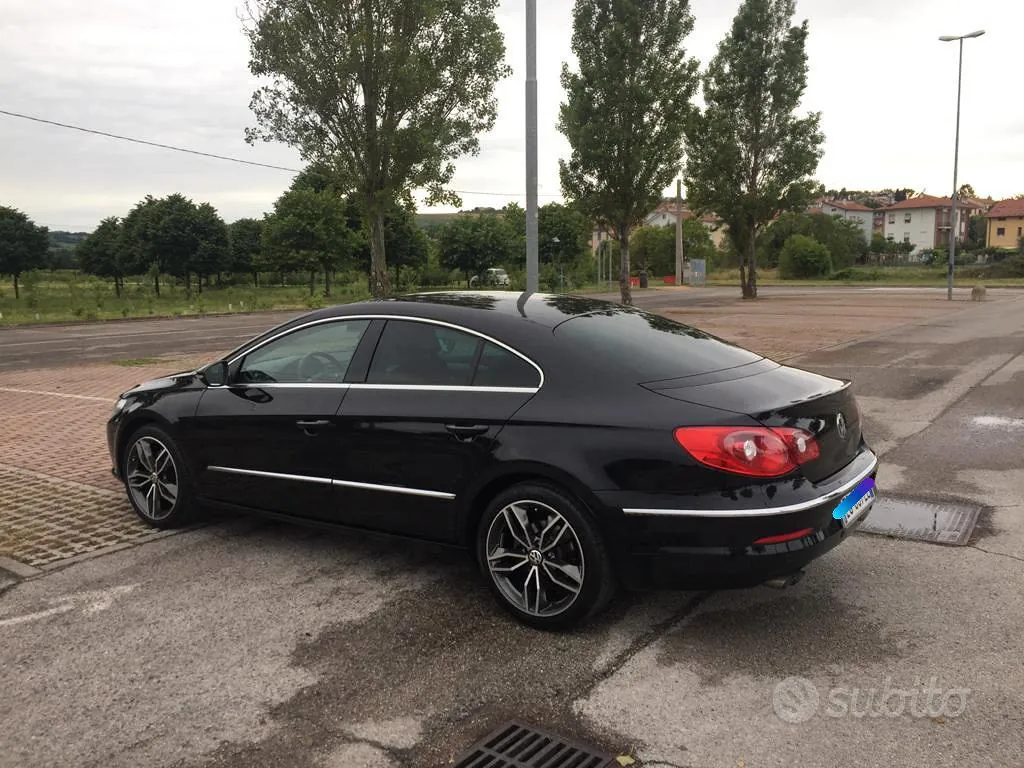 Volkswagen Passat 2011 photo 3