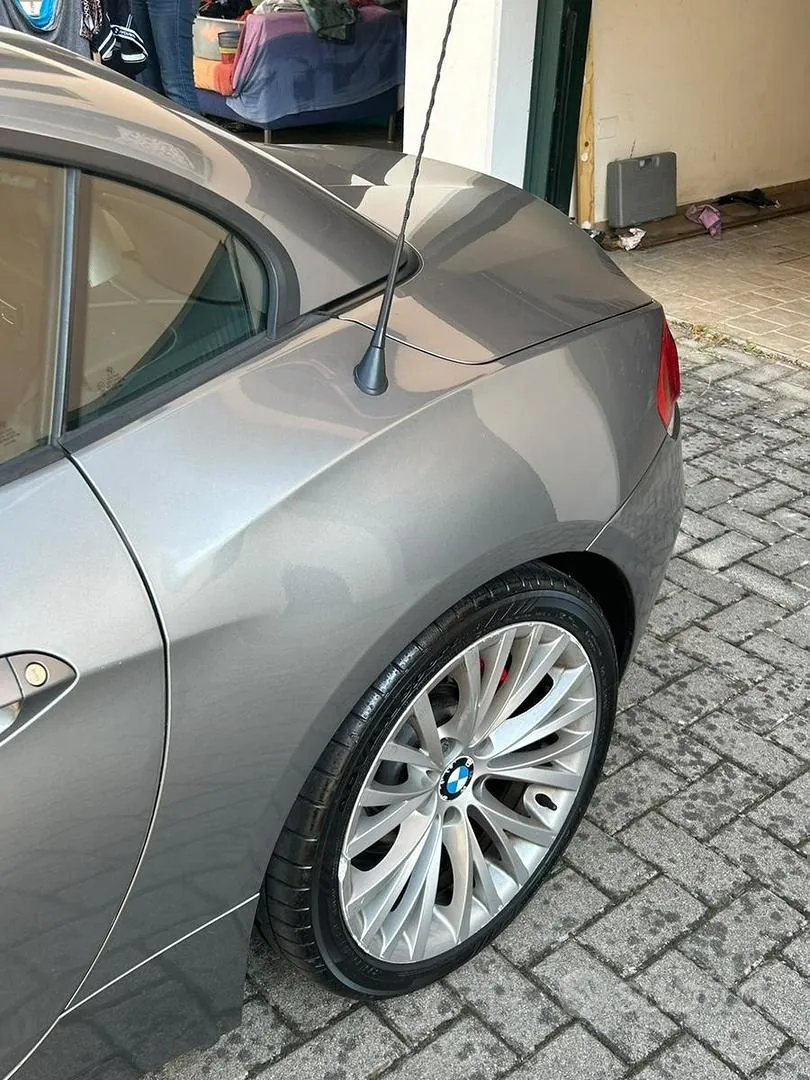 BMW Z4 2009 photo 4