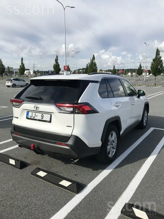 Toyota Rav4 2019 photo 4