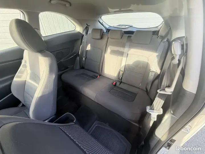 Kia Rio 2013 photo 5