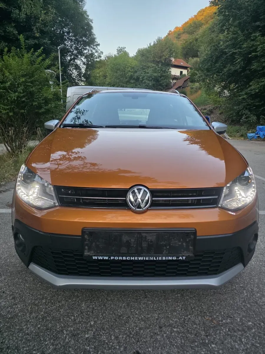 Volkswagen Polo 2015 photo 3