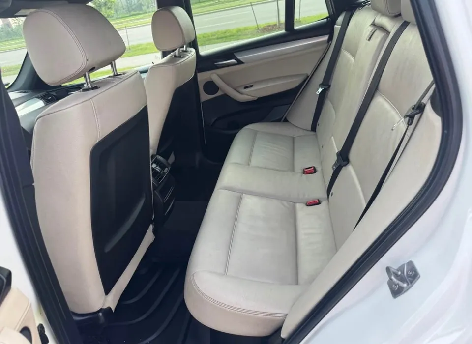 BMW X3 2012 photo 4