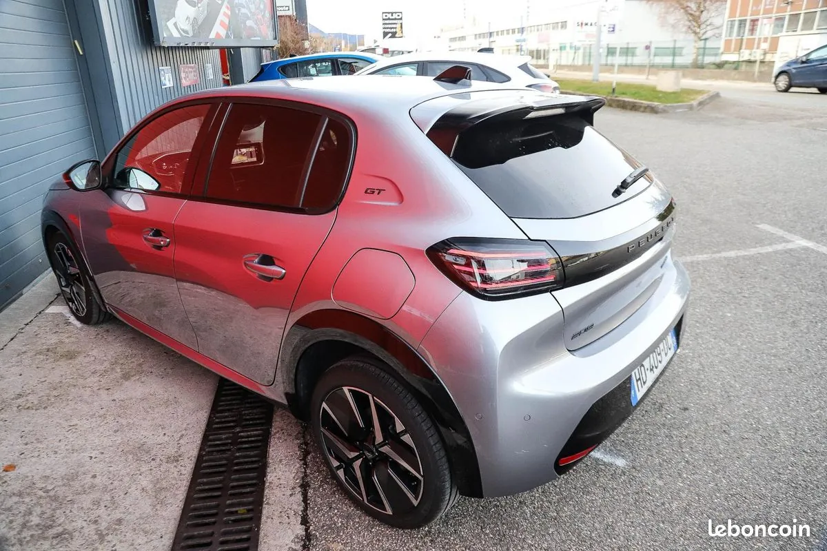 Peugeot 208 2025 photo 4