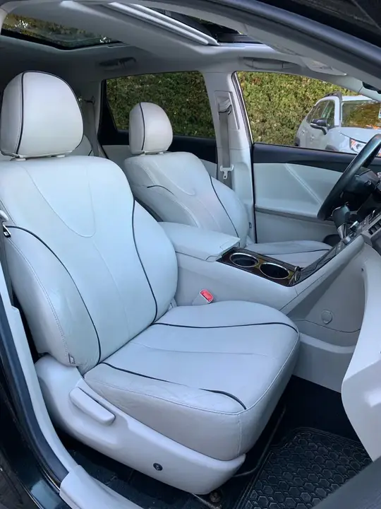 Toyota Venza 2011 photo 5