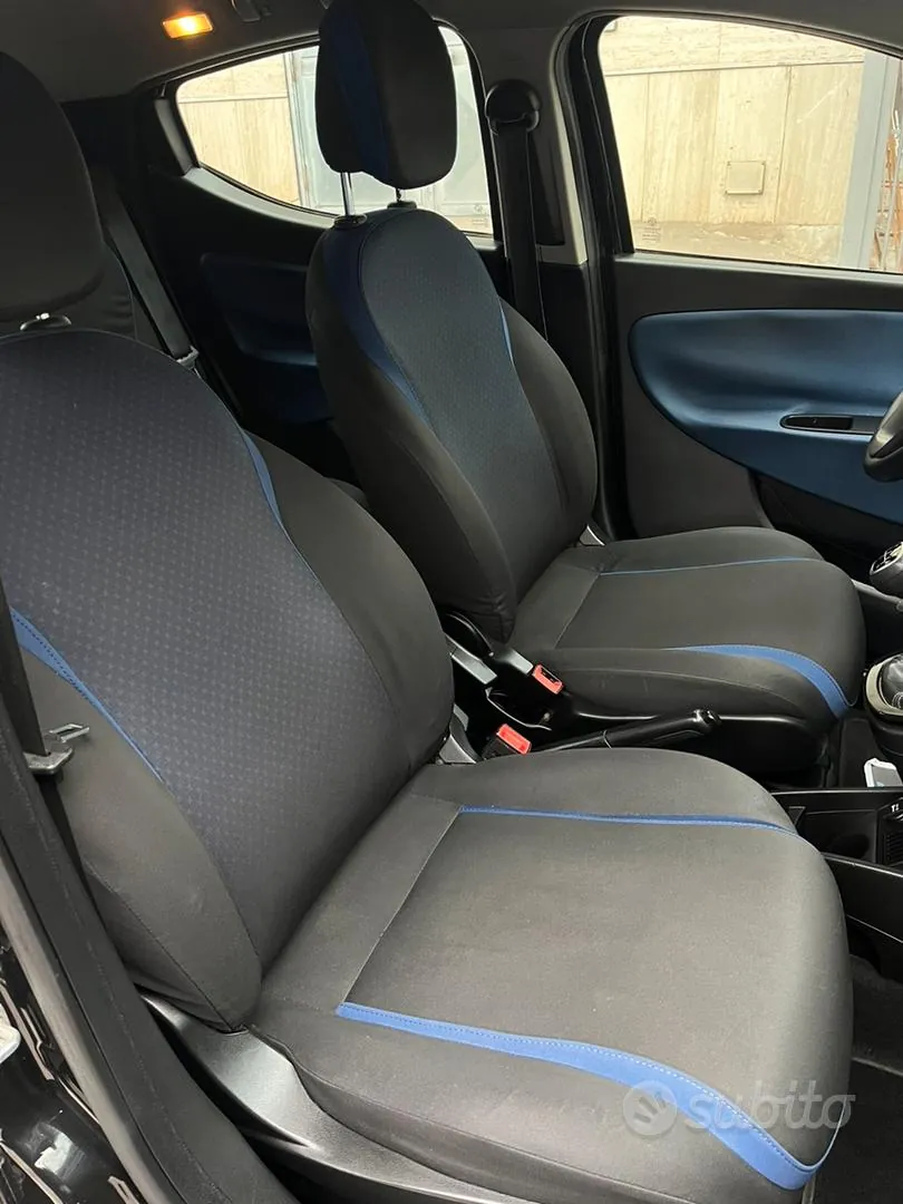Lancia Ypsilon 2016 photo 4