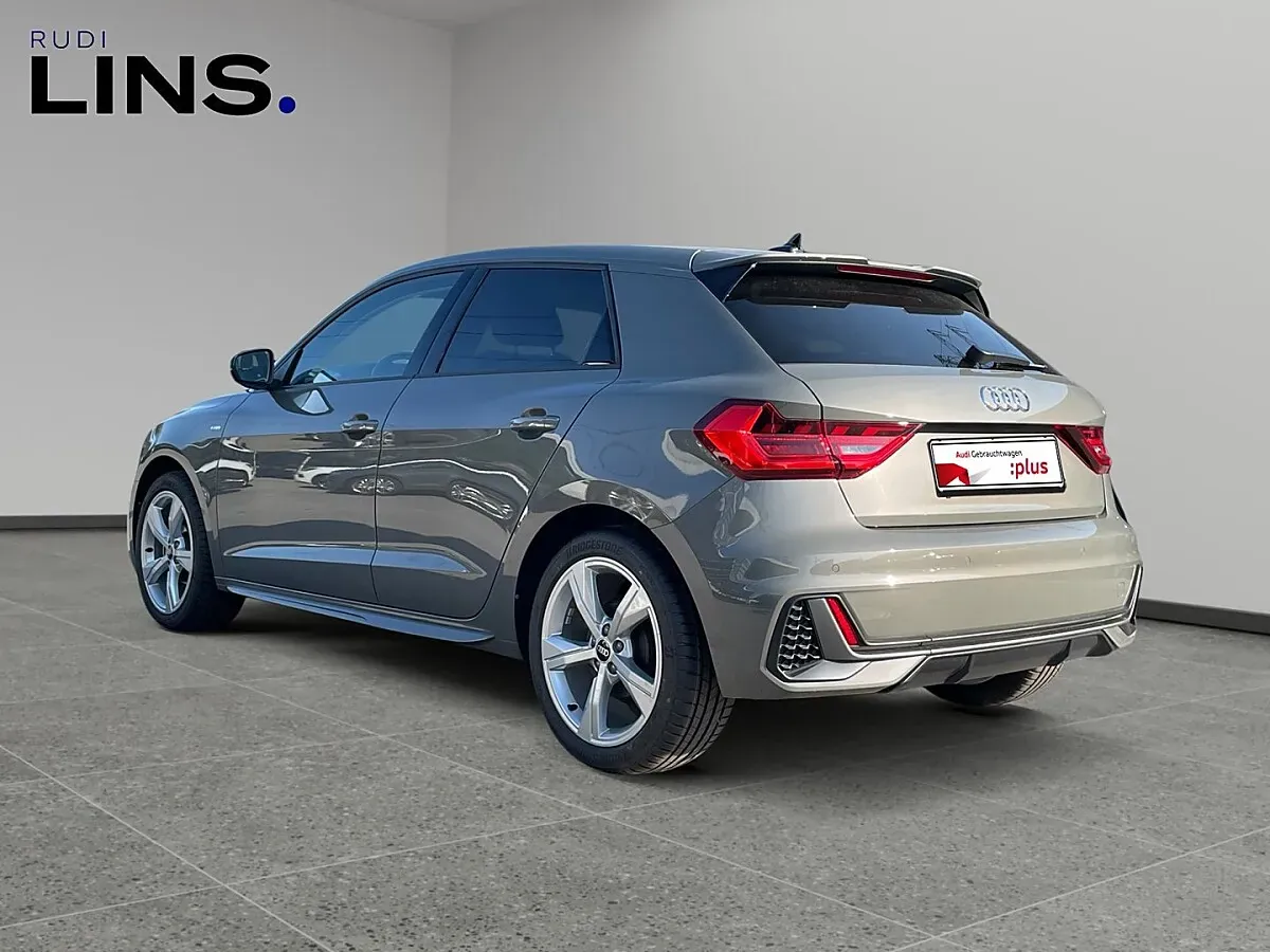 Audi A1 2025 photo 3