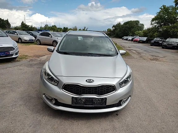 Kia Ceed 2013 photo 2