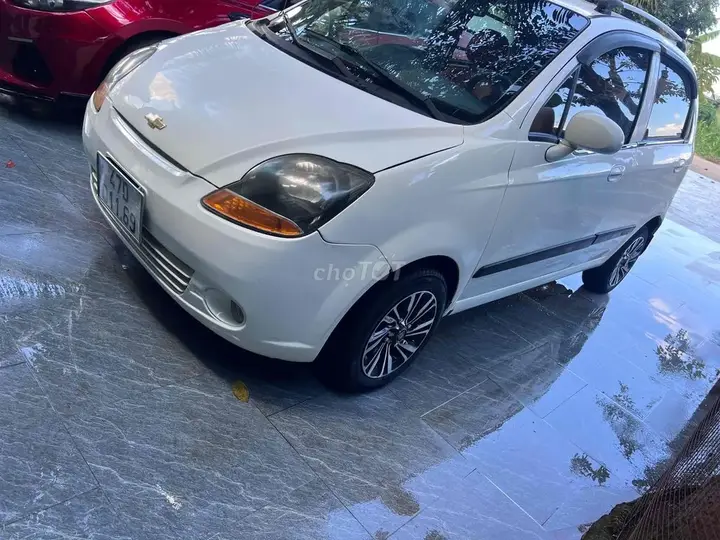 Chevrolet Spark 2010 photo 2