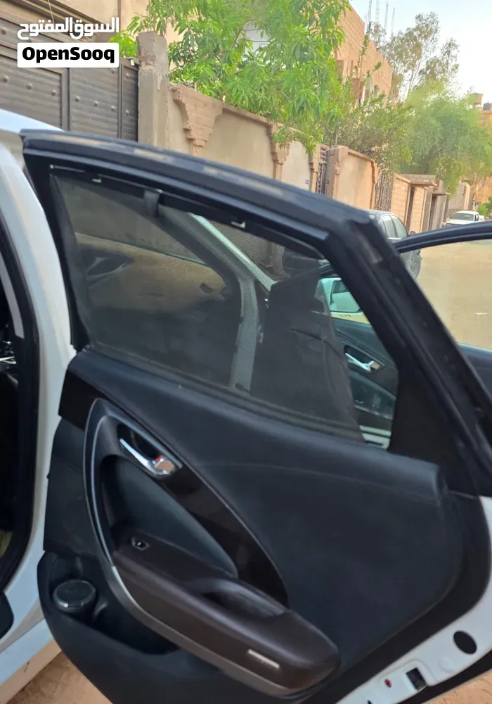 Hyundai Azera 2013 photo 2