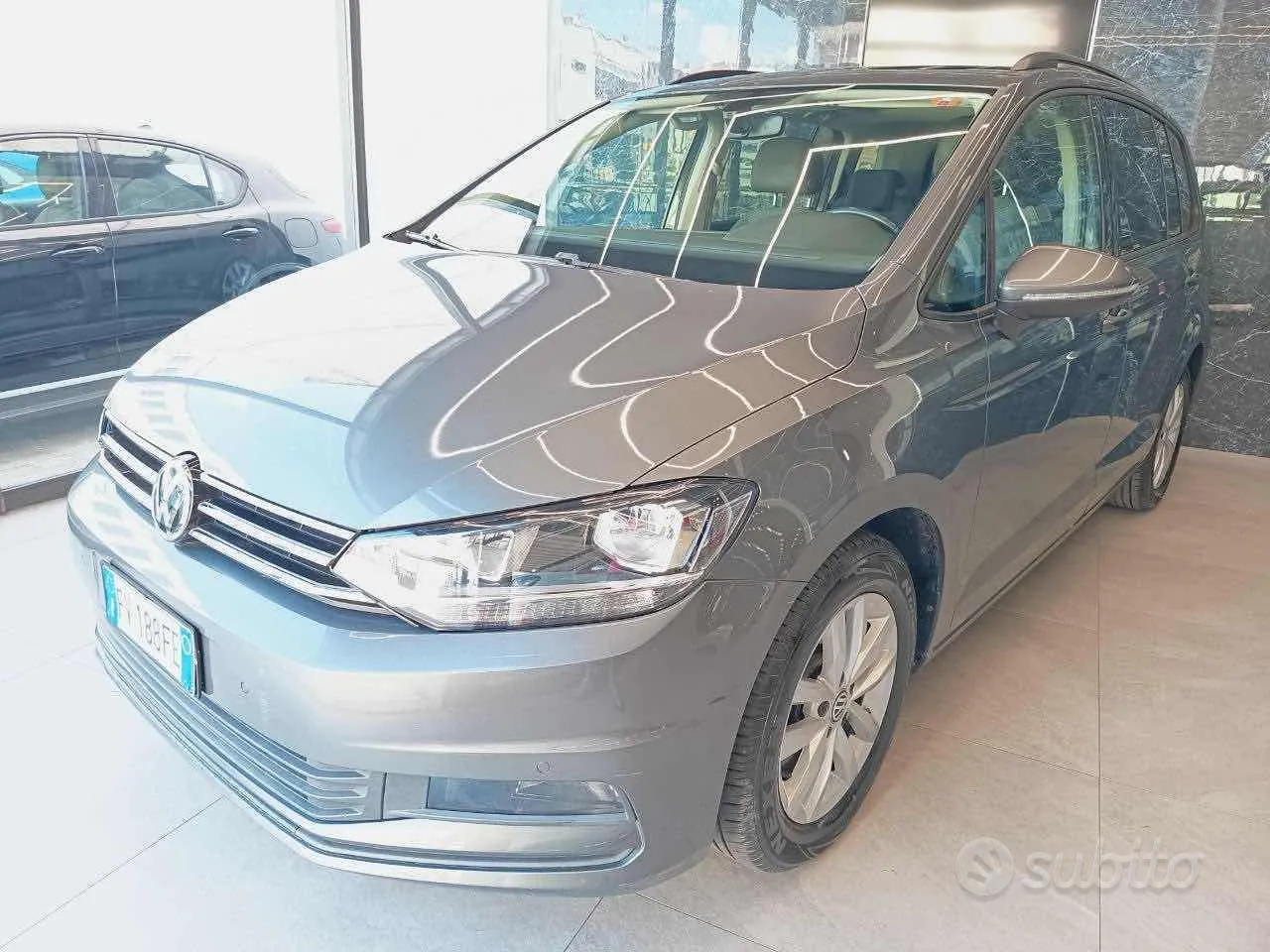 Volkswagen Touran 2019 photo 2
