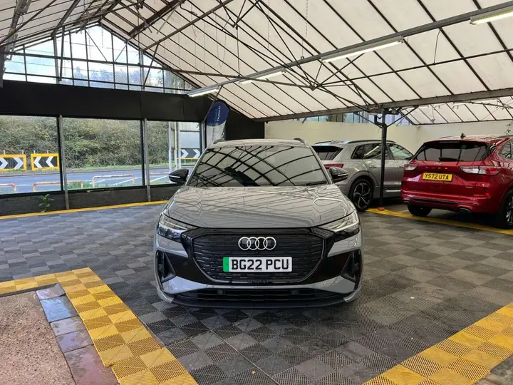 Audi Q4 E-Tron 2022 photo 4