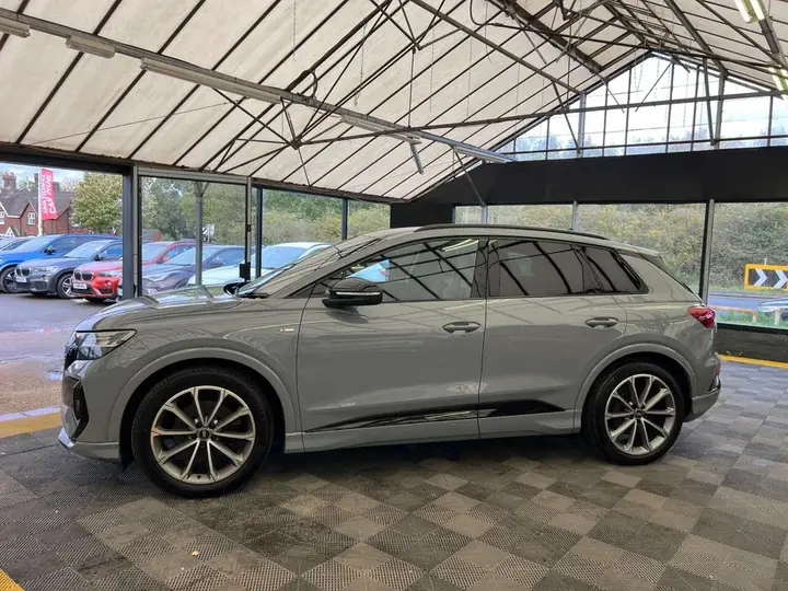 Audi Q4 E-Tron 2022 photo 5