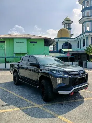Mitsubishi Triton