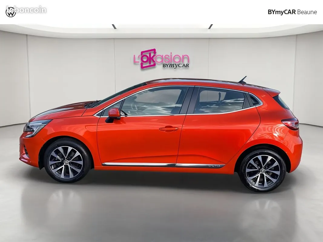 Renault Clio 2021 photo 2