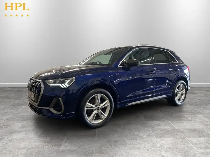 Audi Q3 2022 photo 3