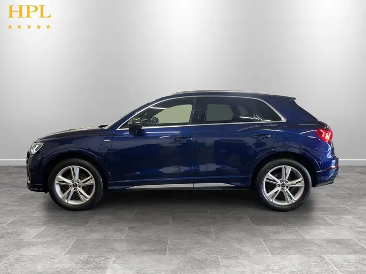 Audi Q3 2022 photo 4