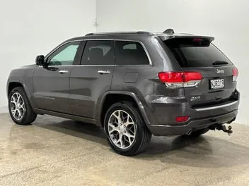 Jeep Grand Cherokee 2021 photo 3