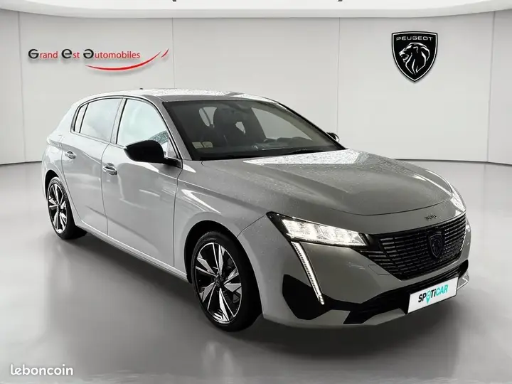 Peugeot 308 2023 photo 3
