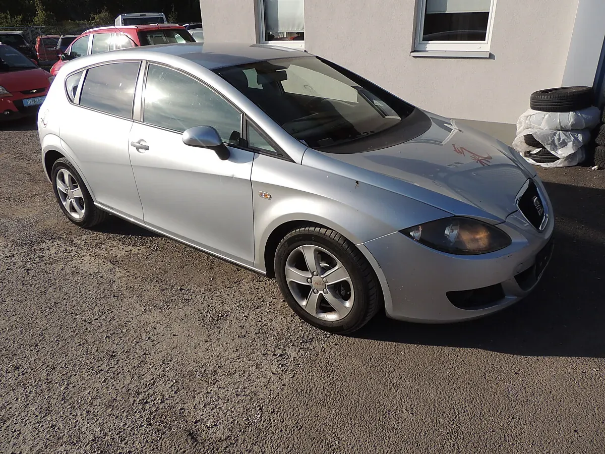 Seat Leon 2008 photo 2