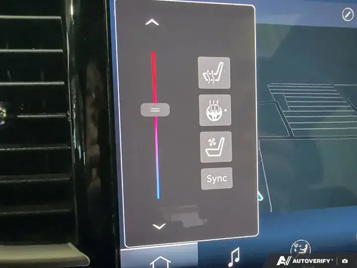 Chrysler Pacifica 2025 photo 4