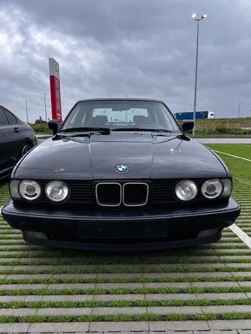 BMW 525I E34