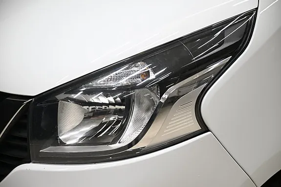 Nissan Nv300 2021 photo 4